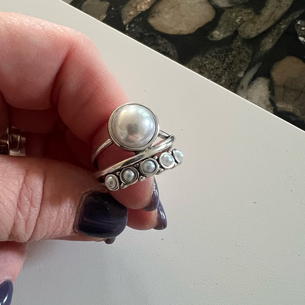 Elegant Silver Pearl Ring Set